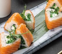 Ролл Филадельфия с чукой