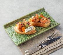 Брускетта с креветками и сливочным сыром