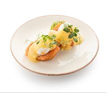 Бриошь с лососем