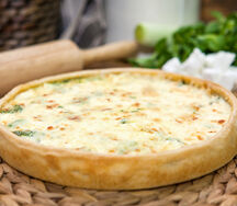 Киш с красной рыбой и брокколи
