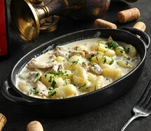 Ньокки с рваной бараниной