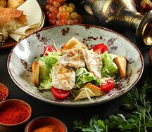 Цезарь с куриным филе