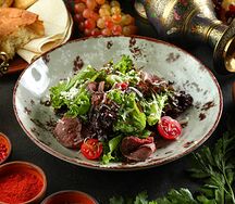 Мясной салат