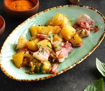 Картофель жареный с беконом