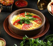 Жареный сыр сулугуни с томатом