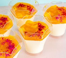 Панна котта манго и маракуйя