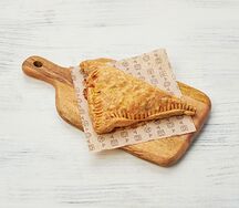 Слойка с ветчиной и сыром