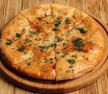 Осетинский пирог с мясом и сыром 40 см