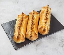 Кальцоне с курицей и моцареллой