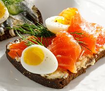 Бутерброд с балтийской форелью