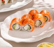 Сливочный ролл с лососем