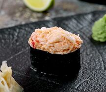 Острые суши с крабом