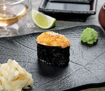 Запеченные суши с тунцом