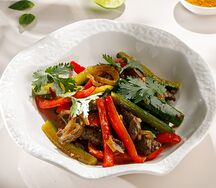 Салат корейский с говядиной и огурцами