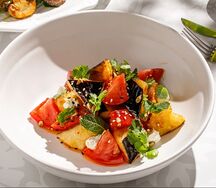 Салат с баклажанами и томатами