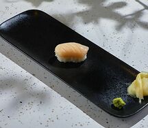 Суши с гребешком