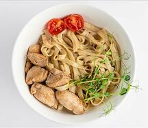 Сливочный удон с куриным филе
