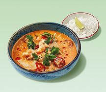 Том ям на кокосовом молоке с креветками, кальмаром и белой рыбой