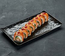 Опаленный лосось с креветкой темпура