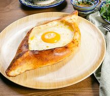 Хачапури по-аджарски