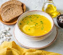 Куриный супчик с лапшой и яйцом