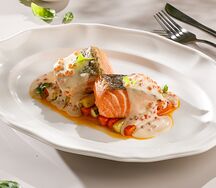 Филе форели с соусом