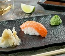 Суши Лосось