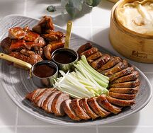 Утка по-сычуански целая