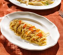 Паста с анчоусом и красной икрой