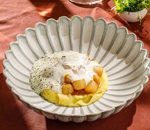 Гребешок с белыми грибами и сырным муссом