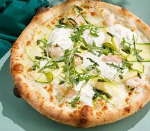 Пицца с креветками и цукини