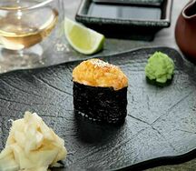 Суши Запеченный лосось