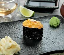 Суши Запеченный гребешок