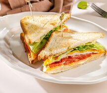 Сэндвич с фермерским цыпленком