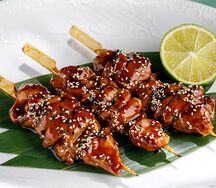 Куриные шашлычки в соусе унаги-терияки