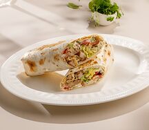 Шаверма с цыпленком на углях