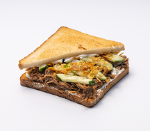 Сэндвич с тунцом, крем-чизом, прованскими травами и овощами