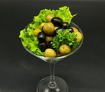 Оливки и маслины
