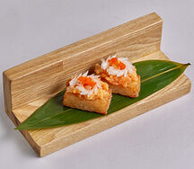 Ролл Криспи райс лосось-гребешок