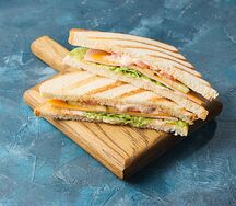 Сандвич с ветчиной и сыром