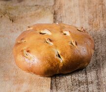 Булочка с яблоком