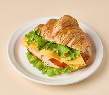 Круассан с курицей 