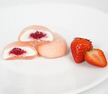 Моти Клубничный пломбир 