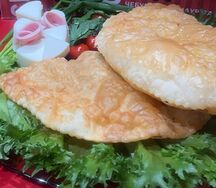 Чебурек с ветчиной халяль и сыром моцарелла