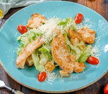 Цезарь с куриным филе
