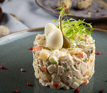 Оливье с куриным филе