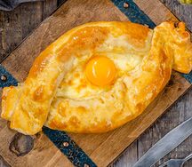 Хачапури по-аджарски