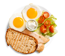 Завтрак с курицей, салатом и творожным сыром