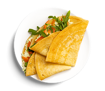 Блины с томатами, творожным сыром и соусом песто