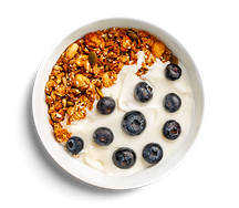 Йогурт с голубикой и гранолой